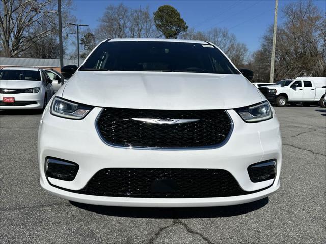 2025 Chrysler Pacifica PACIFICA SELECT