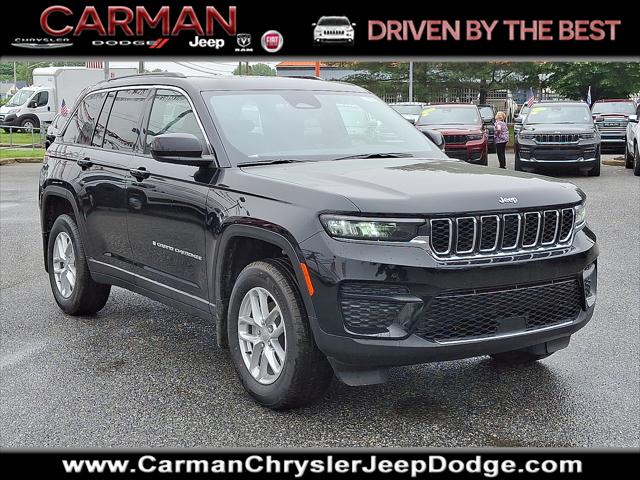 2025 Jeep Grand Cherokee GRAND CHEROKEE LAREDO X 4X4