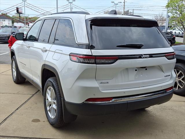 2025 Jeep Grand Cherokee GRAND CHEROKEE LAREDO X 4X4