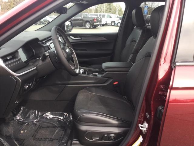 2025 Jeep Grand Cherokee GRAND CHEROKEE ALTITUDE 4X4