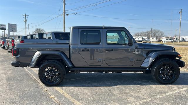 2025 Jeep Gladiator GLADIATOR NIGHTHAWK 4X4