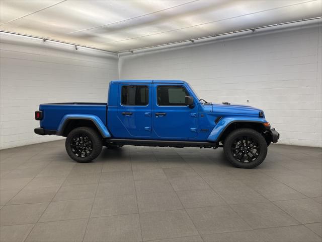 2025 Jeep Gladiator GLADIATOR NIGHTHAWK 4X4