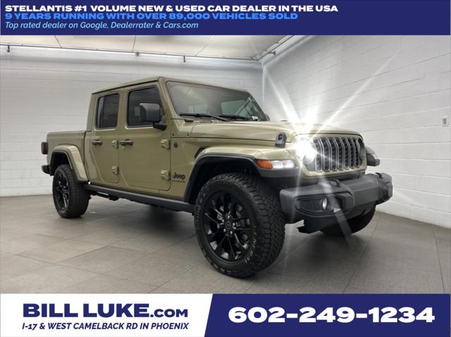 2025 Jeep Gladiator GLADIATOR NIGHTHAWK 4X4
