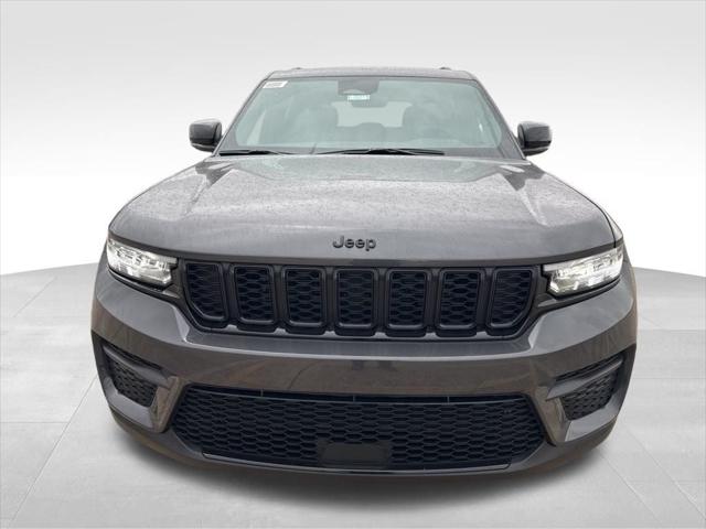2025 Jeep Grand Cherokee GRAND CHEROKEE ALTITUDE 4X2