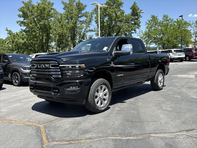 2025 RAM Ram 3500 RAM 3500 LARAMIE CREW CAB 4X4 64 BOX