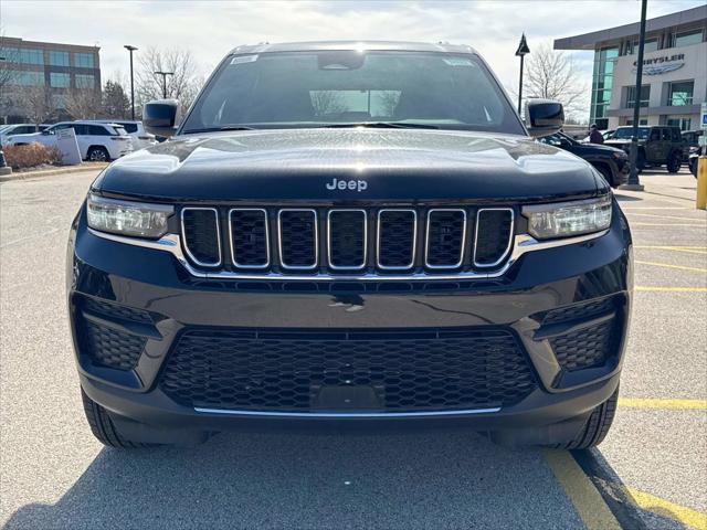2025 Jeep Grand Cherokee GRAND CHEROKEE LAREDO X 4X4
