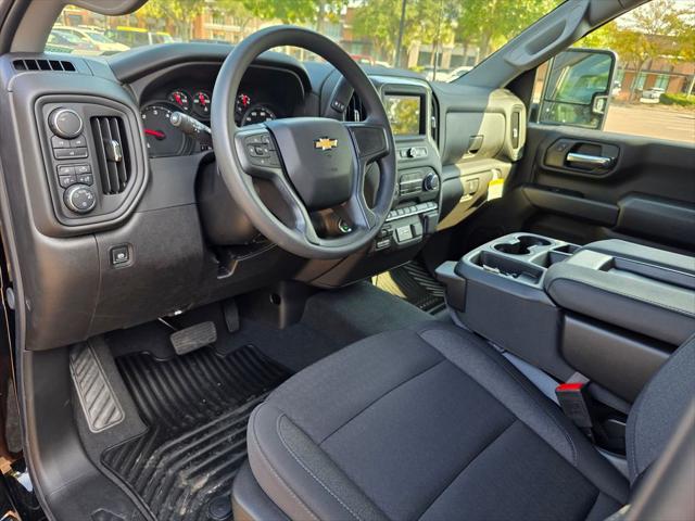 2025 Chevrolet Silverado 2500HD 4WD Crew Cab Standard Bed Custom