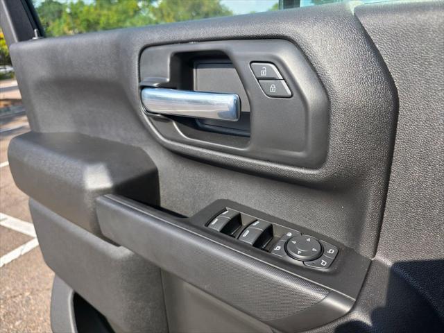 2025 Chevrolet Silverado 2500HD 4WD Crew Cab Standard Bed Custom