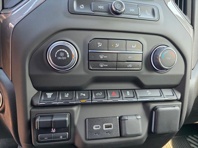 2025 Chevrolet Silverado 2500HD 4WD Crew Cab Standard Bed Custom