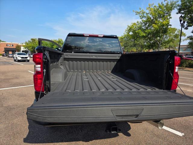 2025 Chevrolet Silverado 2500HD 4WD Crew Cab Standard Bed Custom