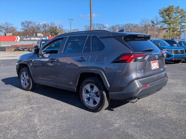 2022 Toyota RAV4 Hybrid XLE