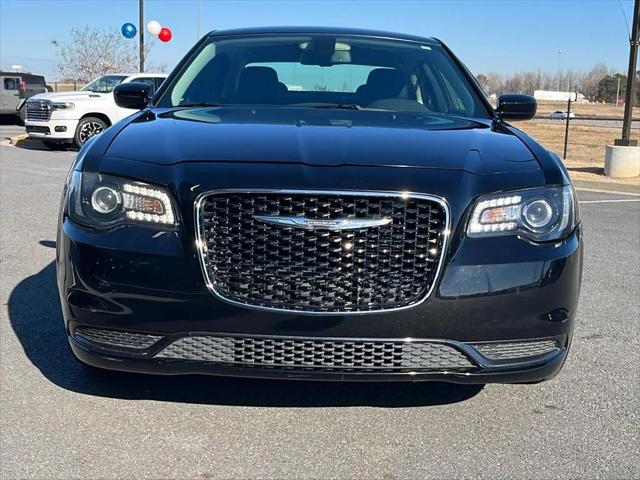 2019 Chrysler 300 Touring