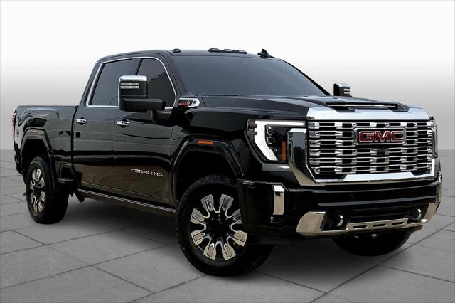 2024 GMC Sierra 2500HD 4WD Crew Cab Standard Bed Denali