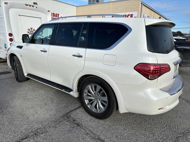 2017 INFINITI QX80 RWD