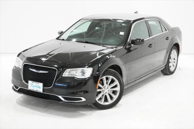 2019 Chrysler 300 Touring L AWD