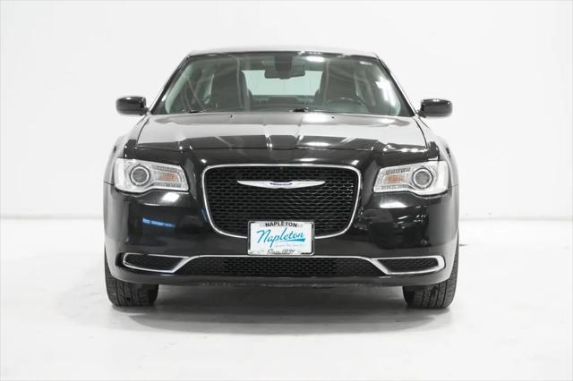 2019 Chrysler 300 Touring L AWD