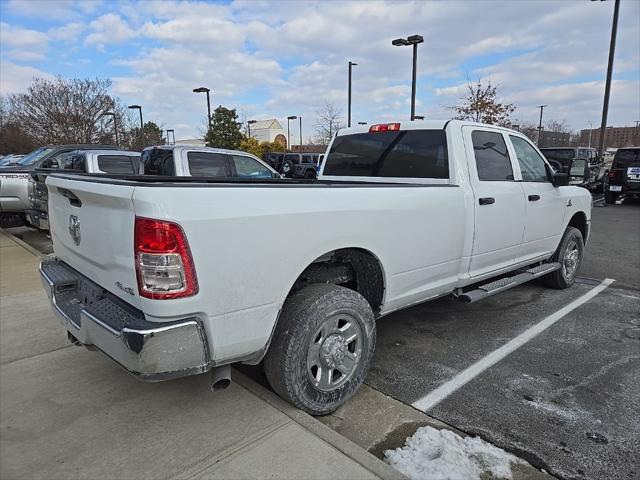 2023 RAM 2500 Tradesman Crew Cab 4x4 8 Box