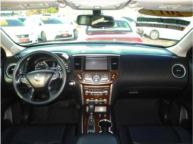 2017 Nissan Pathfinder S