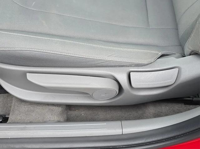 2023 Hyundai Elantra Hybrid Blue