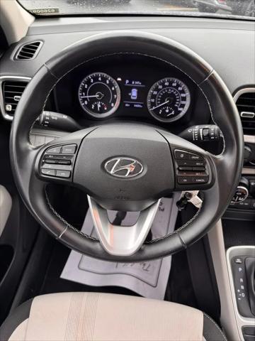 2022 Hyundai Venue SEL