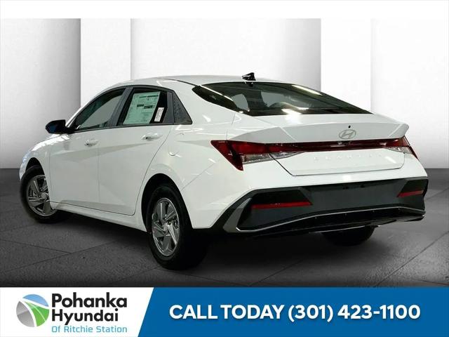 2025 Hyundai Elantra SE