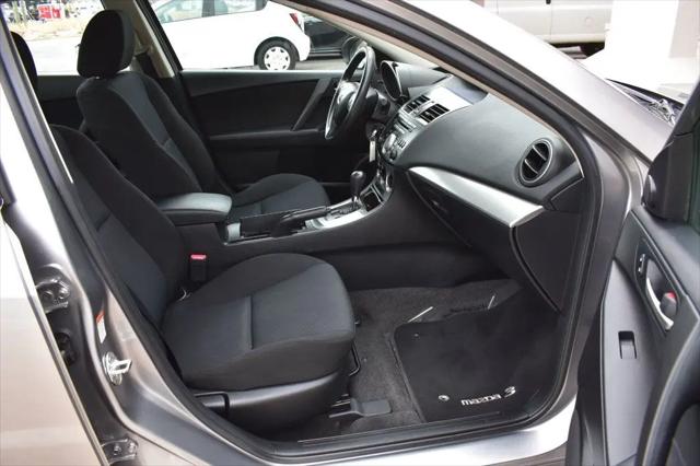 2011 Mazda Mazda3 i Touring