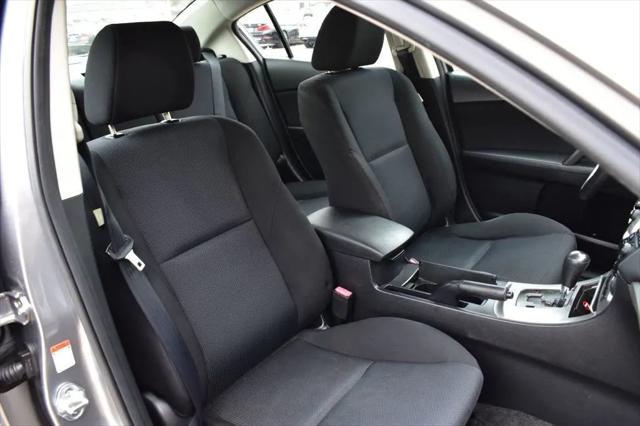 2011 Mazda Mazda3 i Touring
