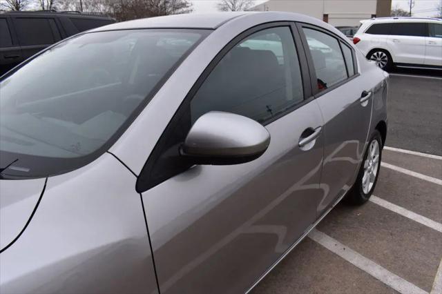 2011 Mazda Mazda3 i Touring