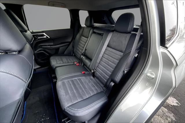 2025 Mitsubishi Outlander PHEV SE S-AWC