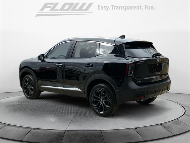 2025 Nissan Kicks SR FWD