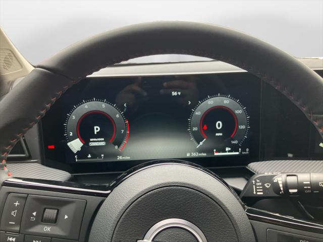 2025 Nissan Kicks SR FWD