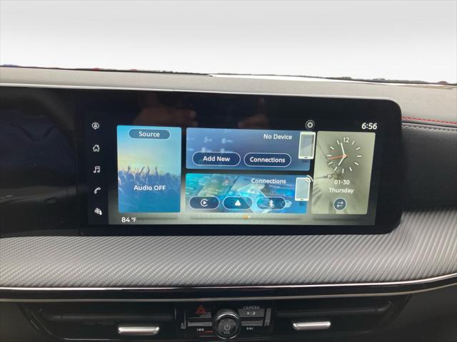 2025 Nissan Kicks SR FWD