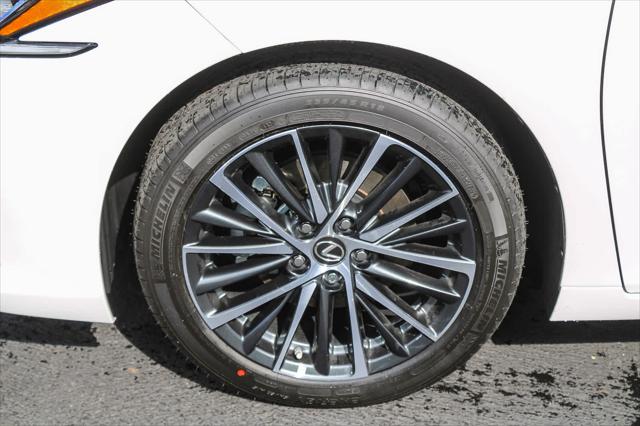 2025 Lexus ES 350 Unknown