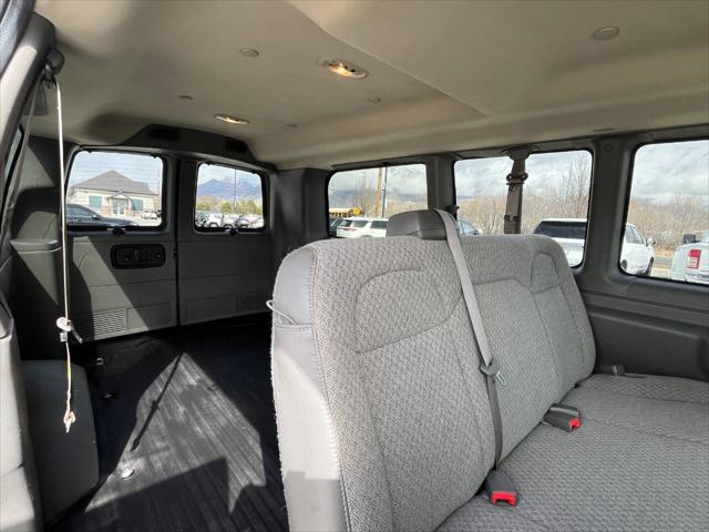 2021 GMC Savana Cargo RWD 3500 Regular Wheelbase Work Van