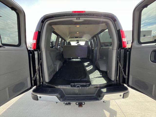 2021 GMC Savana Cargo RWD 3500 Regular Wheelbase Work Van