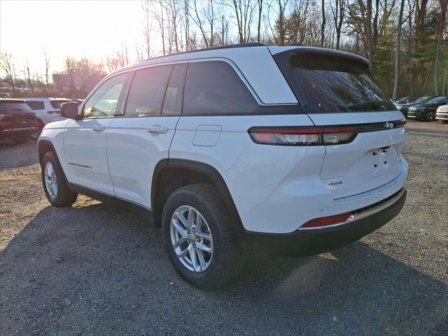 2025 Jeep Grand Cherokee GRAND CHEROKEE LAREDO X 4X4