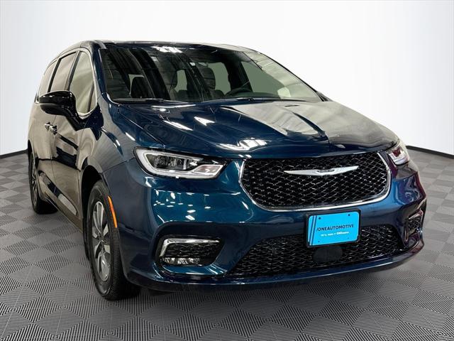 2025 Chrysler Pacifica Hybrid PACIFICA PLUG-IN HYBRID SELECT