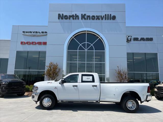 2025 RAM Ram 3500 RAM 3500 TRADESMAN CREW CAB 4X4 8 BOX