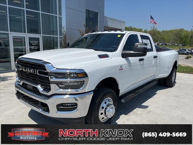 2025 RAM Ram 3500 RAM 3500 TRADESMAN CREW CAB 4X4 8 BOX