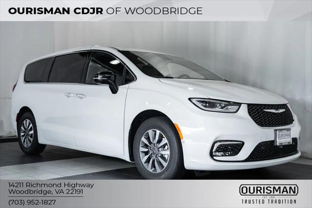 2025 Chrysler Pacifica Hybrid PACIFICA PLUG-IN HYBRID SELECT