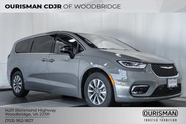 2025 Chrysler Pacifica Hybrid PACIFICA PLUG-IN HYBRID SELECT