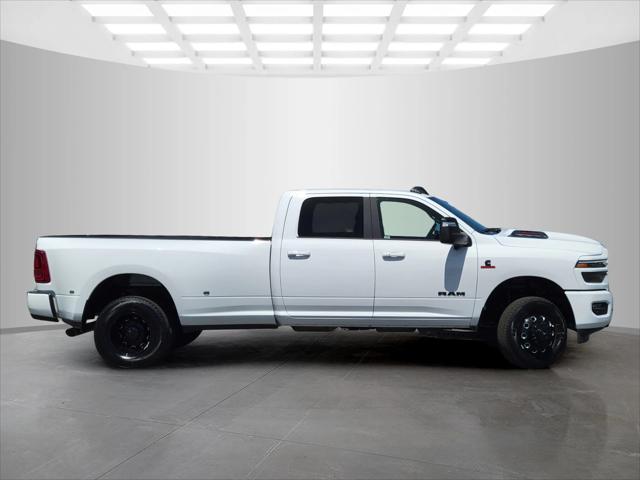 2025 RAM Ram 3500 RAM 3500 LARAMIE CREW CAB 4X4 8 BOX
