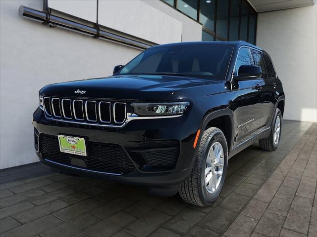 2025 Jeep Grand Cherokee GRAND CHEROKEE LAREDO X 4X2