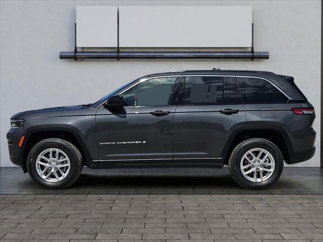 2025 Jeep Grand Cherokee GRAND CHEROKEE LAREDO X 4X2