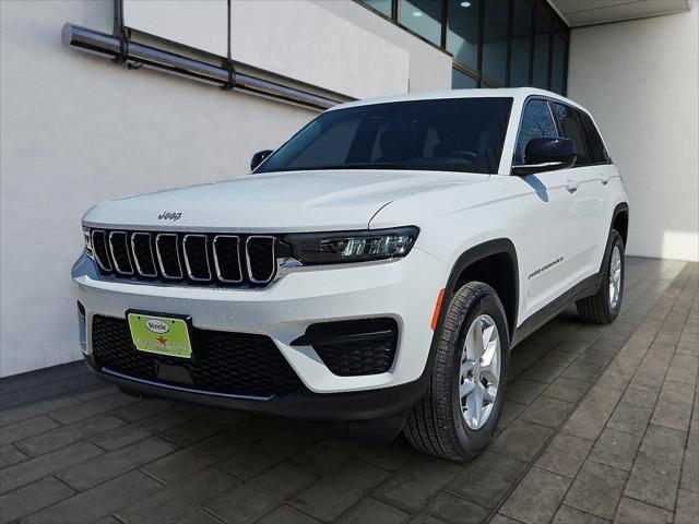 2025 Jeep Grand Cherokee GRAND CHEROKEE LAREDO X 4X2
