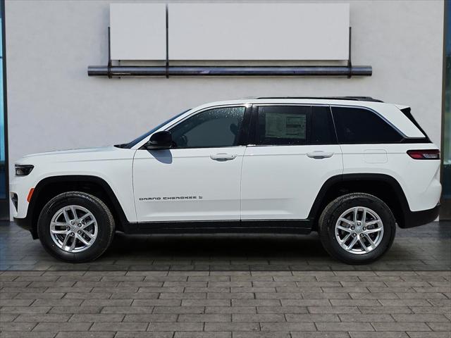 2025 Jeep Grand Cherokee GRAND CHEROKEE LAREDO X 4X2