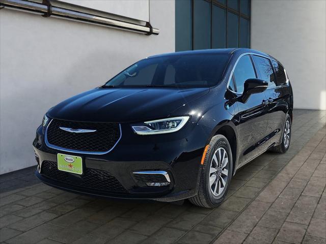 2025 Chrysler Pacifica Hybrid PACIFICA PLUG-IN HYBRID SELECT