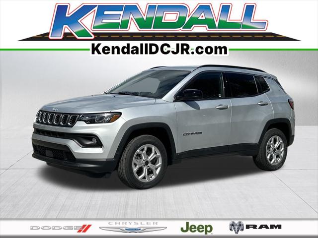 2025 Jeep Compass COMPASS LATITUDE 4X4