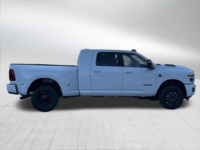 2025 RAM Ram 3500 RAM 3500 LARAMIE MEGA CAB 4X4 64 BOX