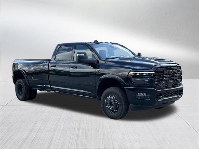 2025 RAM Ram 3500 RAM 3500 LIMITED CREW CAB 4X4 8 BOX